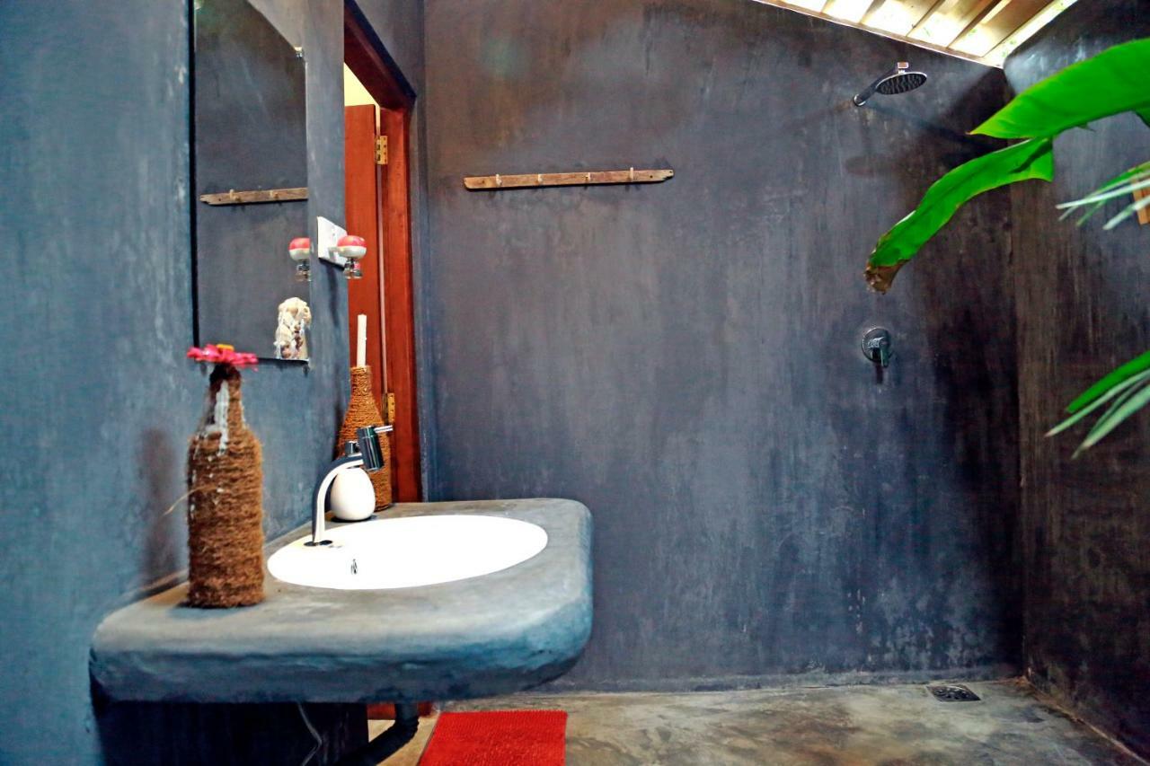Chez Podi Surf Stay Мириса Екстериор снимка