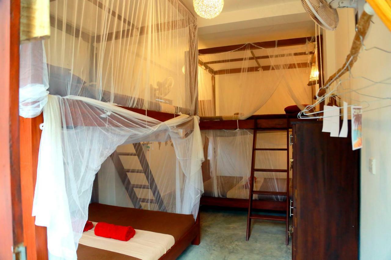 Chez Podi Surf Stay Мириса Екстериор снимка